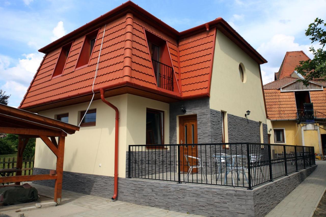 Cserhátvölgy Panzió Alsotold Exterior foto
